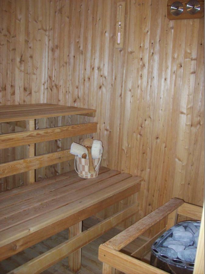 Lila Akac Vendeghaz Hotel Dabrony Bagian luar foto